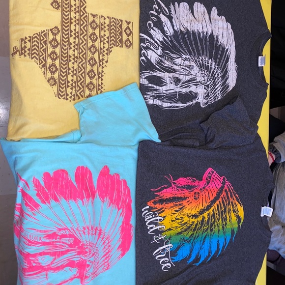 T-shirts - Picture 2 of 2